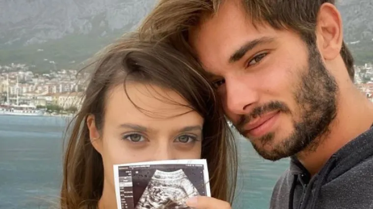 Sretnu vijest objavili su uz sliku s ultrazvuka