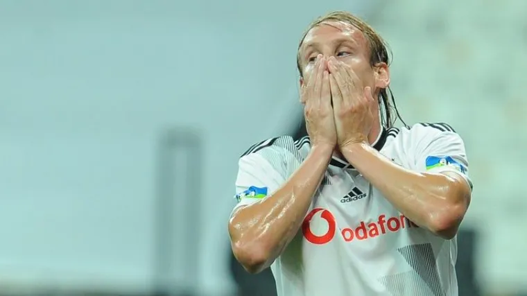 Skrivio je gol, napravio penal, psovao na hrvatskom u prijenosu uživo...