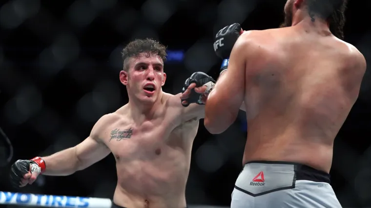 Upisao je svoj prvi UFC poraz