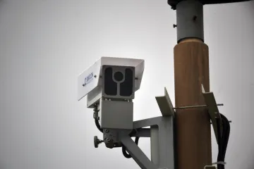 Kreće ugradnja novih kamera za nadzor brzine, a vozačima više neće pomoći ni stari trik...