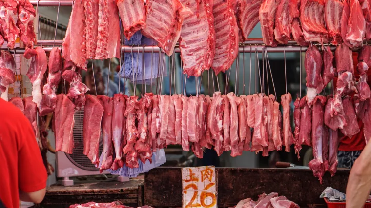 Meso pojeftinjuje, no očekuje nas drastično poskupljenje krumpira! 'Država mora intervenirati i prednost dati domaćem''