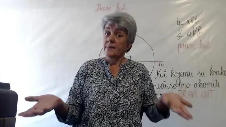 U razredu je pune 34 godine: 'Nema ljep&scaron;ega nego vidjeti dječji osmijeh ili zbunjeni pogled kad velim izvadite pčelicu...'