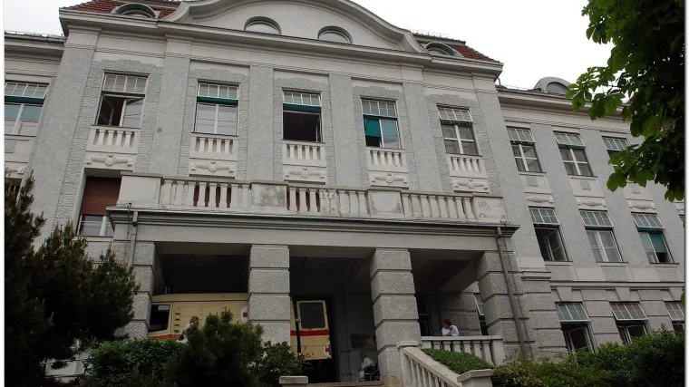 Petrova: Zbog jednog zaraženog liječnika u tijeku dezinfekcija rodili&scaron;ta