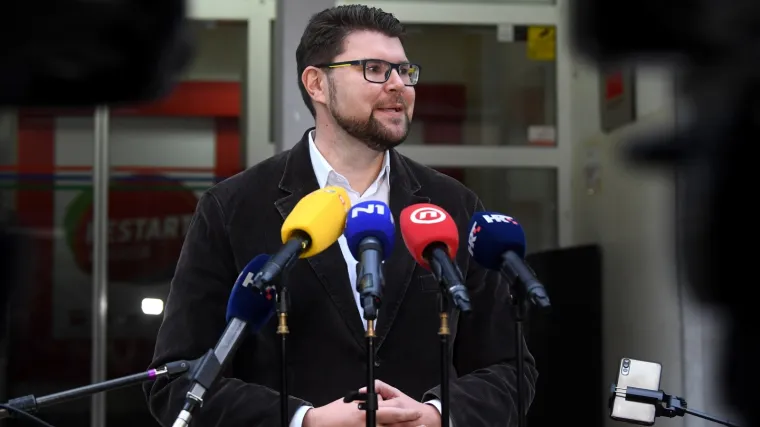 Drama u SDP-u! Saborski klub odbio Grbinove kadrovske promjene, hitno sazvano Predsjedni&scaron;tvo