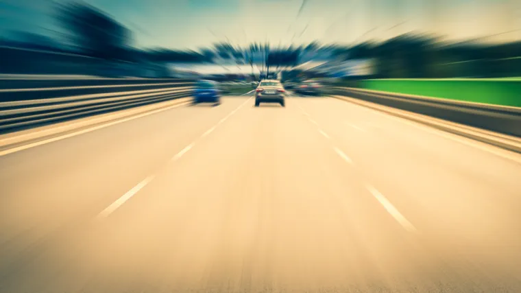 Divljanje na autocesti: Policija kaznila dva vozača, obojica vozila preko 230 kilometara na sat!