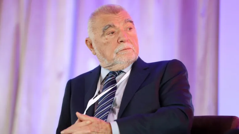 Mesić o Klubu: 'Prvi put sam jeo jelenski gula&scaron;, drugi put odojka'