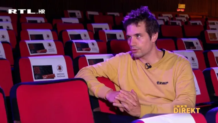 Najbolje od ZagrebDoxa: Ljubavna priča dvije časne, antivakseri, talijanska mafija...