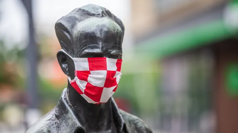 'Maske ćemo nositi još dvije godine. Zaštitit će nas bolje od cjepiva'
