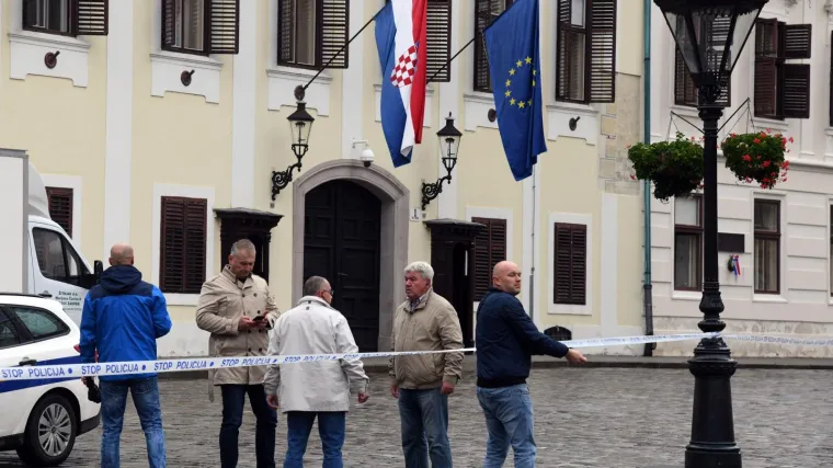 Pogledajte izvanredne vijesti RTL-a s javljanjima s mjesta događaja nakon pucnjave na Markovu trgu. Mu&scaron;karac ispalio rafal, najvjerojatnije iz kala&scaron;njikova