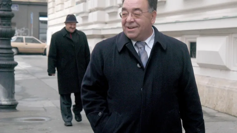 Odbjegli tajkun Gucić suvlasnik je palače o&scaron;tećene u potresu. Želi istjerati ostale pa opstruira obnovu