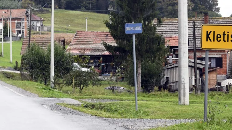 Prona&scaron;li mu ilegalne pu&scaron;ke i streljivo: Otac napadača s Markova trga pu&scaron;ten da se brani sa slobode