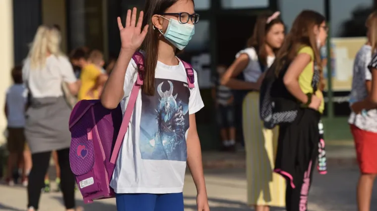 ULIH: U bolnicama vi&scaron;e od 400 ljudi; Merkel: 'Situacija je i dalje ozbiljna'