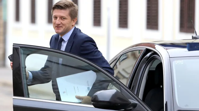 Sve se seli u dvori&scaron;te Banskih dvora ili u svečanu dvoranu