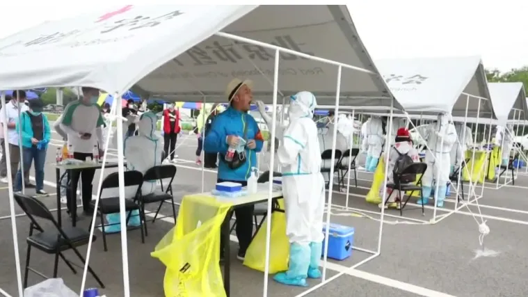 Europa i svijet muku muče s obuzdavanjem pandemije, zemlje opet poo&scaron;travaju mjere: 'Svi možemo ne&scaron;to poduzeti'