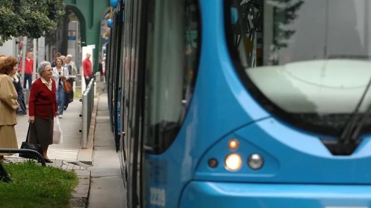 S te&scaron;kim ozljedama prevezena je u Klaićevu bolnicu