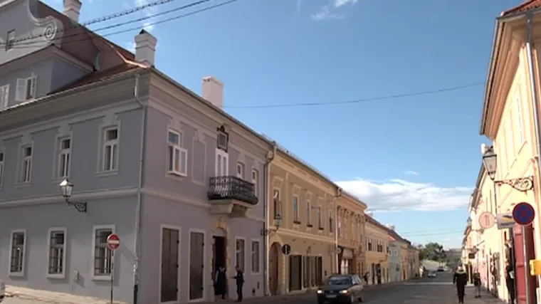 Hrvatsku i Srbiju zbližit će ban Jelačić? Na otvaranju njegove obnovljene rodne kuće sastaju se Vučić i Radman