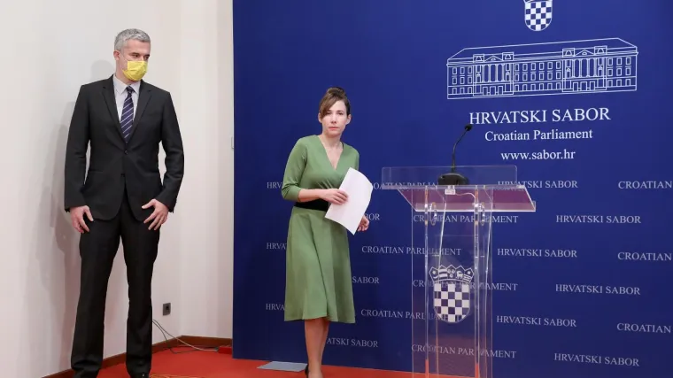 'Ovo je krizna situacija, a mi prekidamo s radom'