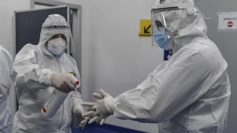 Vojska u Zagrebu postavila dodatne &scaron;atore za trijažu