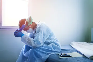 Ponovno više od tisuću zaraženih. Skočio broj osoba u samoizolaciji, a stožeri više ne mogu pratiti sve izvore zaraze