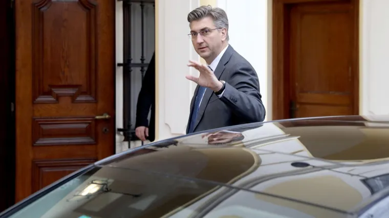 VIDEO Strah od novog napada: Plenković se vozi u blindiranom autu, pogledajte kako izgleda skupocjena 'zvijer'