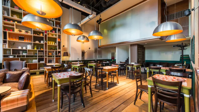 Ugostitelji na koljenima: 'Rekao sam da počaste goste na račun kuće i da zatvore. Jedan konobar se rasplakao...'