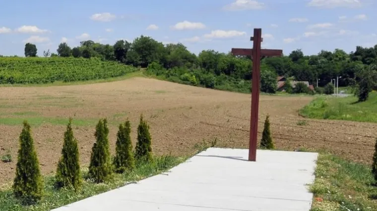 Bezumno! 51 mje&scaron;tanina natjerali u minsko polje: 'To je ratni zločin bez kazne'