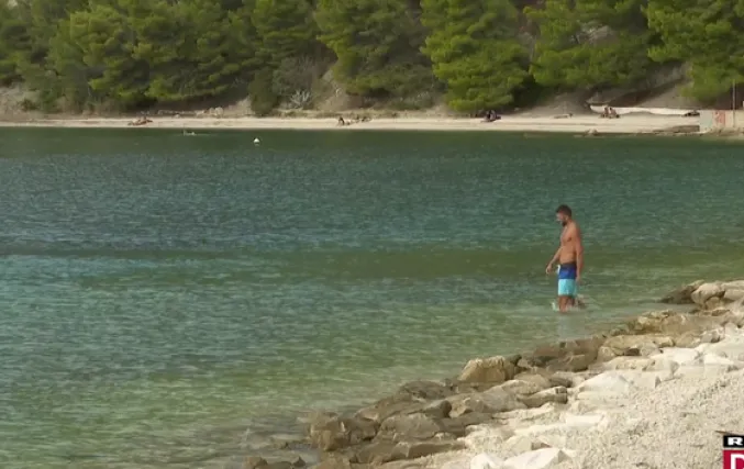 'Svi se zabili doma. Korona, strah, umjesto da jačaju imunitet. More je malo ledeno u prvi tren, ali...'