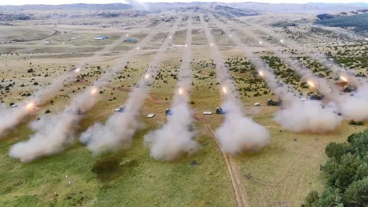 'Pa &scaron;to je to Vučić potpisao u SAD-u?'