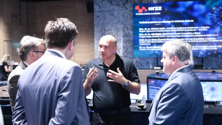 'Blizu smo vrhunca epidemije'; Ima dokaz koji obja&scaron;njava za&scaron;to imamo toliki rast