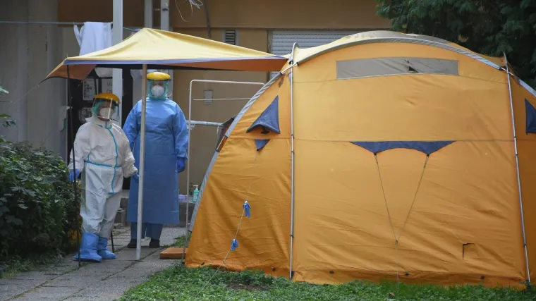 Ravnatelj OB Bjelovar: 'Nije poznato kako je virus u&scaron;ao u bolnicu ni kako se pacijentica zarazila. Imala je te&scaron;ke komorbiditete'