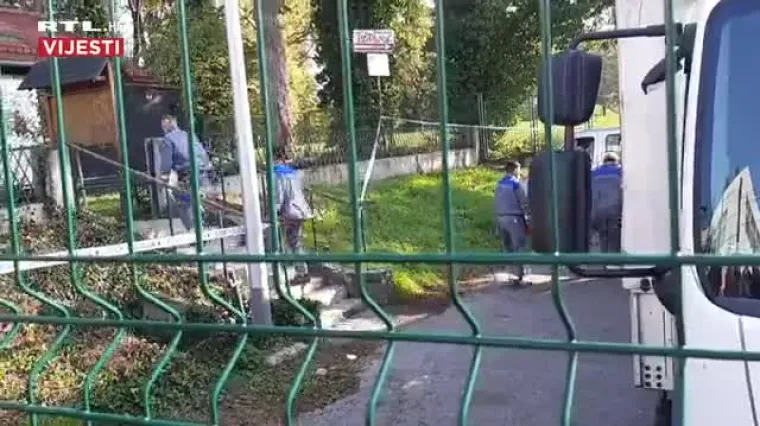 VIDEO Krenula deložacija Jabuke! Kultni klub nestaje nakon 52 godine postojanja