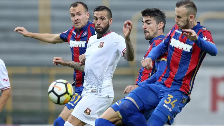 Karijeru nastavlja u australskom prvoligašu