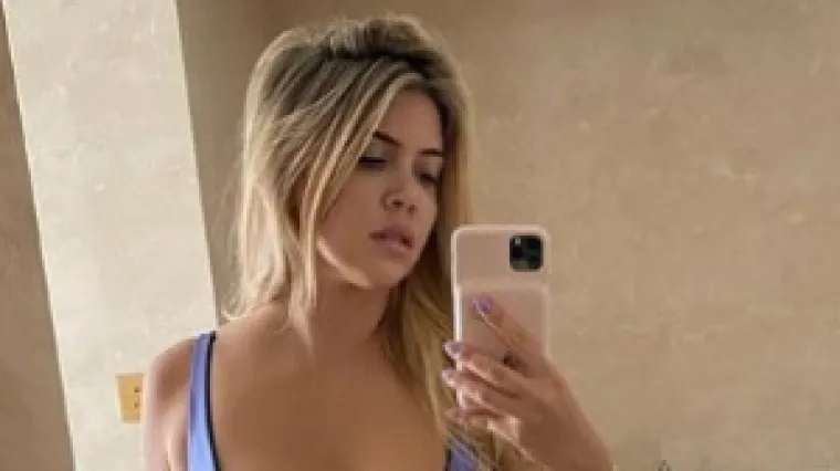 Izbacila je grudi i napravila pravu pomutnju na mrežama