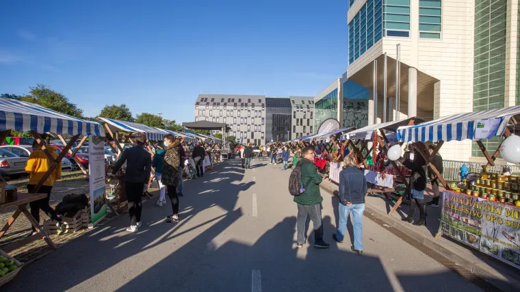 Nesvakida&scaron;nji sajam domaćih proizvoda: OPG-ovci pokazali svoje inovacije