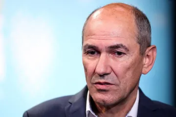 'LOL, Trump je dobio potporu osuđenika zbog korupcije. Sramota'; brzo je stigao odgovor