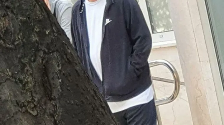 Pa pogledajte što je ovaj Dalmatinac stavio na lice; tehnički ima masku, ali...