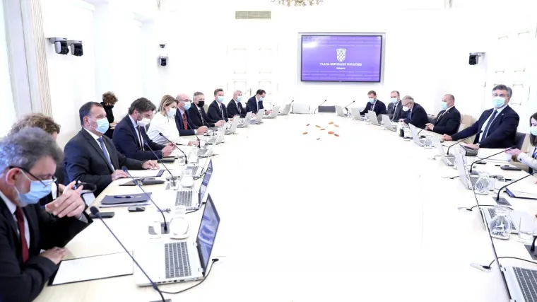 Vlada kaže da nije tražila donacije građana, ali ako želite ne&scaron;to dati, evo kako možete