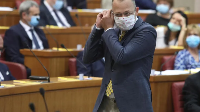 'Ne treba stvarati psihozu kao da mrtvi leže po cestama'