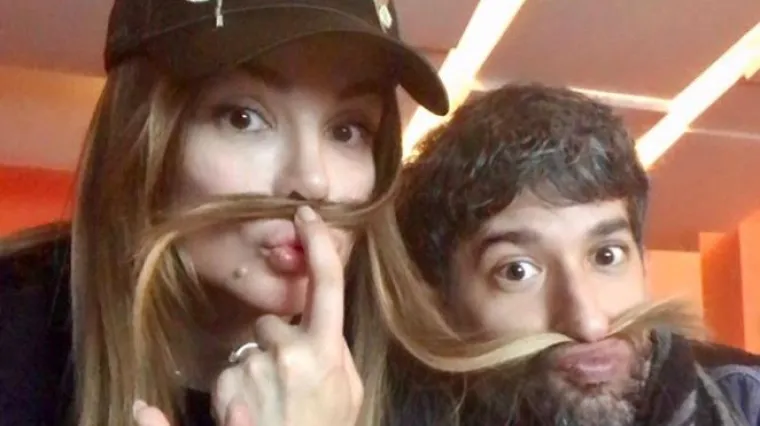 Njen suprug istovremeno zapratio novi profil na Instagramu