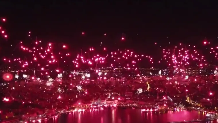 Najstarija navijačka skupina u Europi napunila okruglih 70 godina: Torcida proslavila uz rakete, petarde i vatromet!