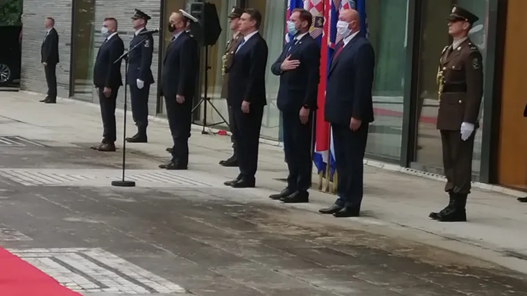 Milanović dodjelio odlikovanja: 'Sudbina većine ovisi o malo dobrih ljudi. Nećemo vam to zaboraviti'