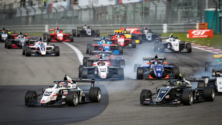 Talijanska vlada, zbog sve većeg broja zaraženih koronavirusom, odlučile da utrka ipak bude bez publike