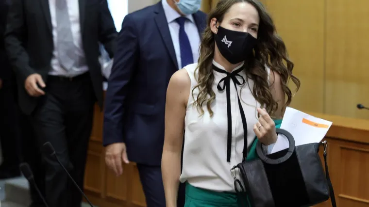 Marija Selak Raspudić razvila je blaže simptome, u Saboru neće biti ni njenog supruga