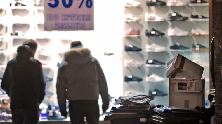 Državni proračun je u velikim problemima jer su ljudi oprezni i vrlo malo troše