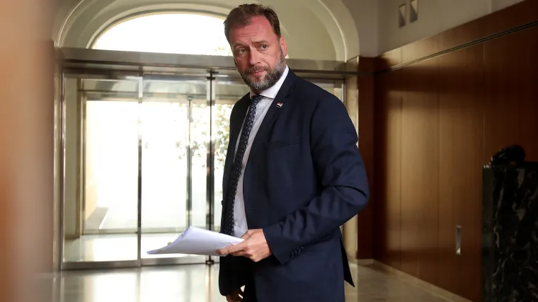 MORH Uredu predsjednika: 'Ako imaju vremena za performanse i uvrede prema dužnosnicima Vlade...'