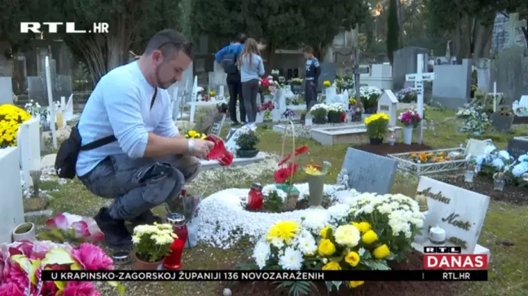 Hrvati počeli obilaziti groblja, a redar s Mirogoja otkrio pridržavaju li se mjera