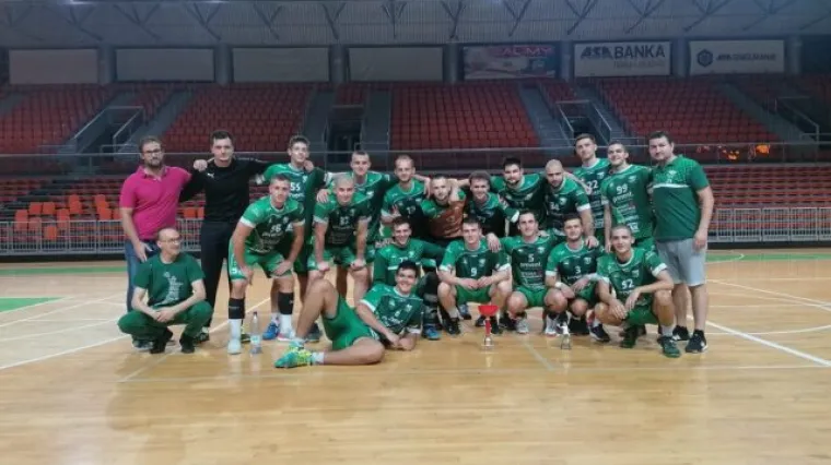 Namjerno igrali sa &scaron;estoricom igrača sa simptomima koronavirusa