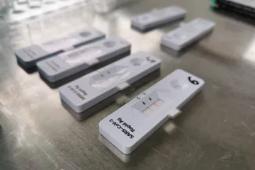 Od sutra u upotrebi i brzi antigenski testovi: Donosimo kolika je njihova pouzdanost i gdje će biti dostupni