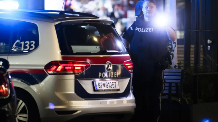 Austrijski ministar potvrdio: 'Teroristički napad jo&scaron; traje, napadači su te&scaron;ko naoružani'