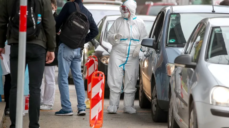 Opet više od 900 novozaraženih u metropoli; Ukida se online naručivanje za Velesajam